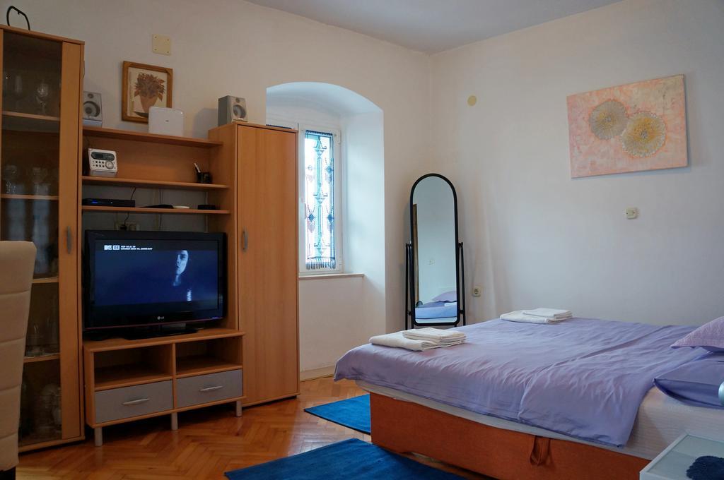 Kamena Apartment & Studio Makarska Luaran gambar