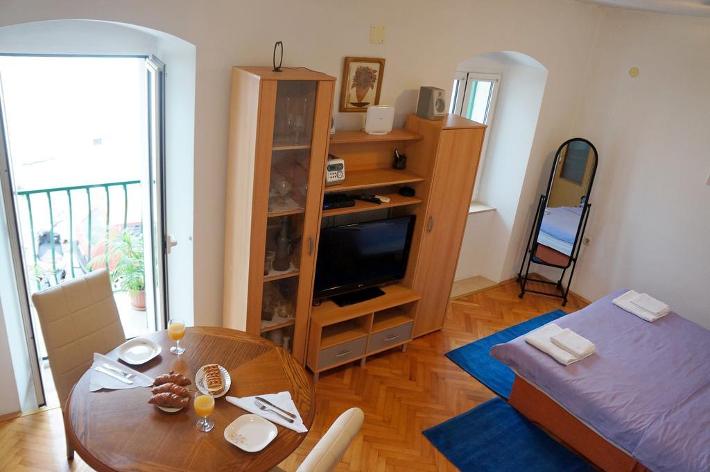 Kamena Apartment & Studio Makarska Luaran gambar