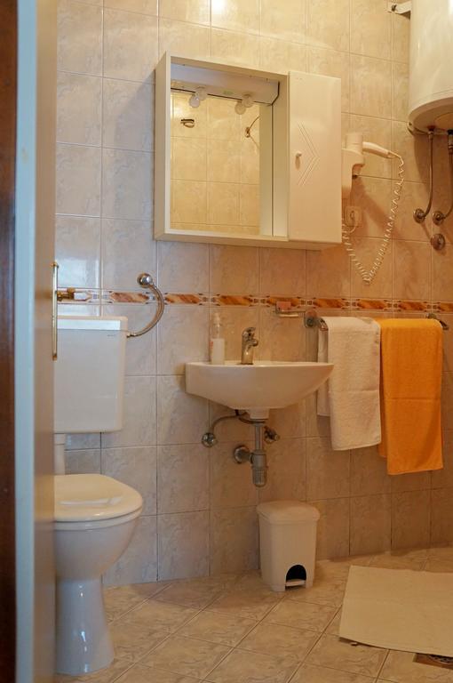 Kamena Apartment & Studio Makarska Luaran gambar