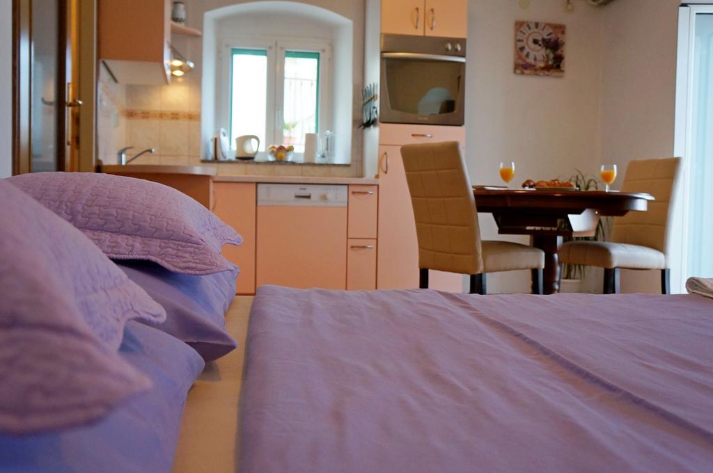 Kamena Apartment & Studio Makarska Luaran gambar
