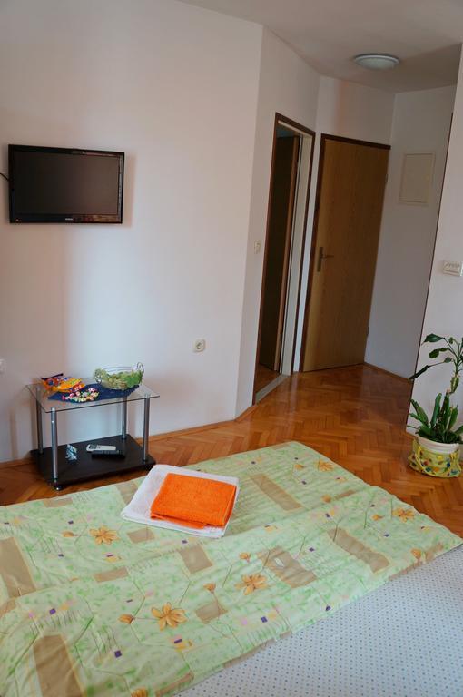 Kamena Apartment & Studio Makarska Luaran gambar