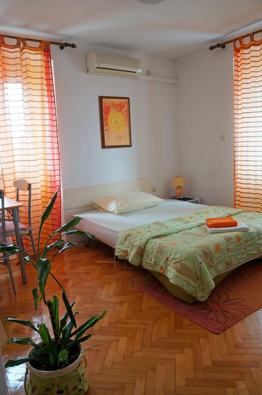 Kamena Apartment & Studio Makarska Luaran gambar