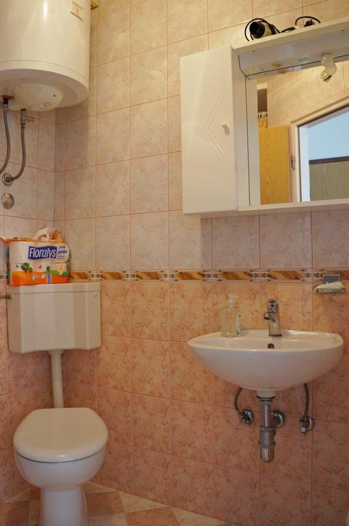 Kamena Apartment & Studio Makarska Luaran gambar