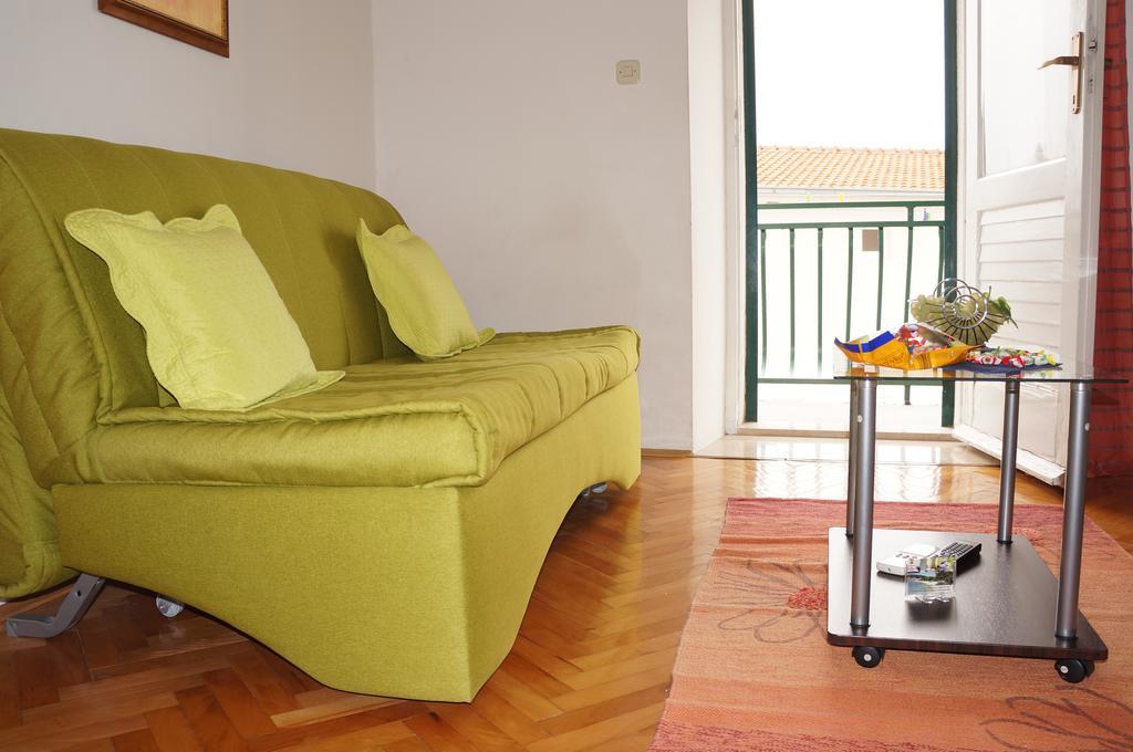 Kamena Apartment & Studio Makarska Luaran gambar