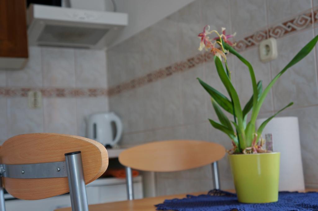 Kamena Apartment & Studio Makarska Luaran gambar